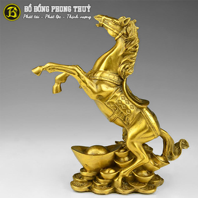 Tượng Ngựa Đứng Trên Thỏi Vàng Bằng Đồng Cao 15cm - TNBD233
