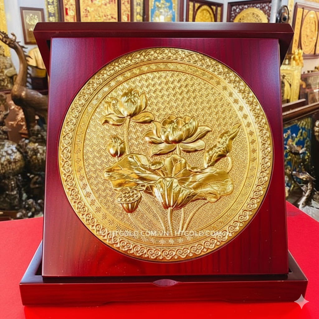 Tranh Hộp Quà Tặng Hoa Sen Bằng Đồng Dát Vàng 23cm