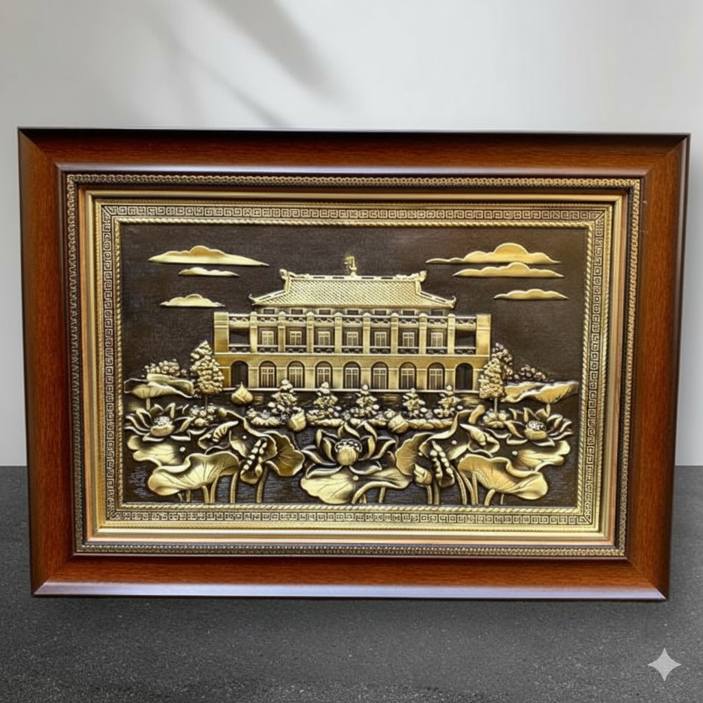 Tranh Bến Nhà Rồng bằng đồng Kt 40*55cm 