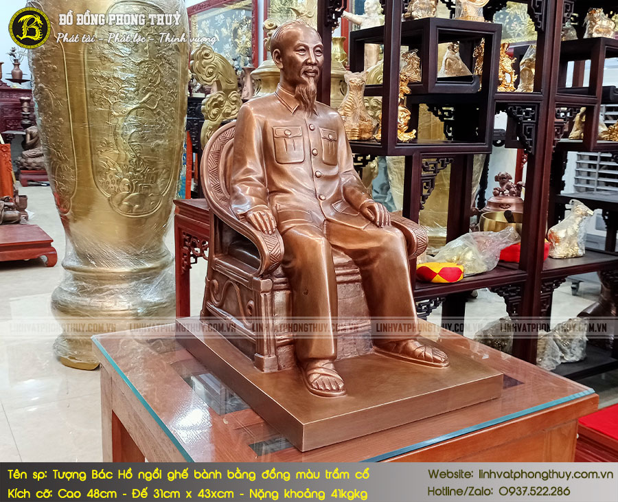 tượng Bác Hồ ngồi ghế bành bằng đồng đỏ màu trầm cổ cao 48cm
